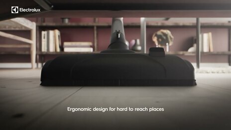 UltimateHome 700 canister vacuum cleaner